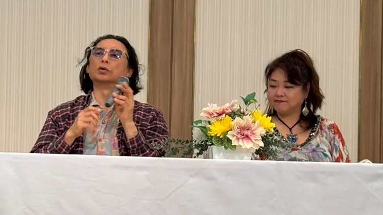 札幌講演会石井数俊と冨田佳音